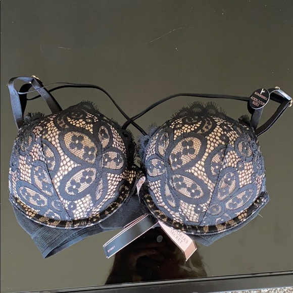 32C Victoria Secret Push-up Bra - Picture 5 of 5